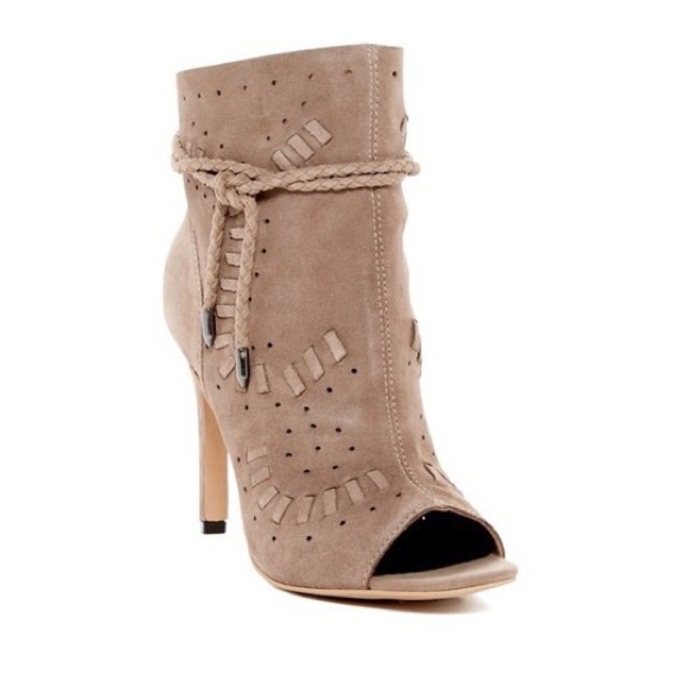 Dolce Vita Peep Toe Booties